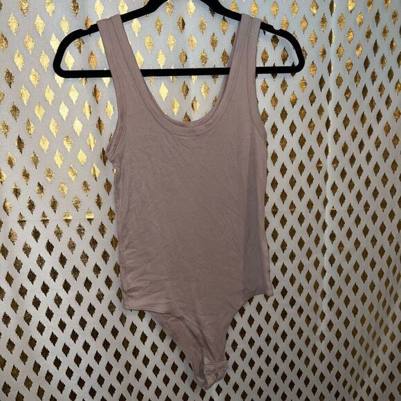 A New Day Double-Scoop Bodysuit Taupe nude lined size S - Picture 3 of 6